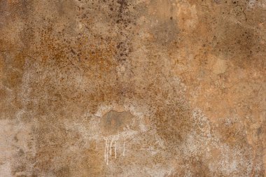 Doku, duvar, beton, arka plan olarak kullanılabilir. Çizik ve çatlaklarla dolu bir duvar parçası.