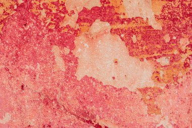 Çatlakları ve çizikleri olan beton bir duvarın dokusu arka plan olarak kullanılabilir.