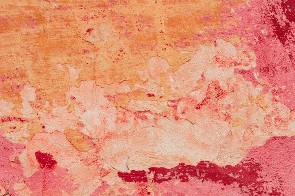 Çatlakları ve çizikleri olan beton bir duvarın dokusu arka plan olarak kullanılabilir.