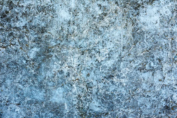 Çatlakları ve çizikleri olan beton bir duvarın dokusu arka plan olarak kullanılabilir.