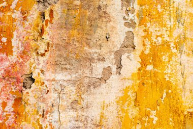 Çatlakları ve çizikleri olan beton bir duvarın dokusu arka plan olarak kullanılabilir.