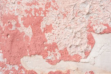 Çatlakları ve çizikleri olan beton bir duvarın dokusu arka plan olarak kullanılabilir.