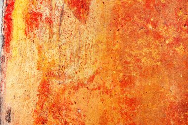 Çatlakları ve çizikleri olan beton bir duvarın dokusu arka plan olarak kullanılabilir.