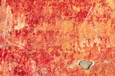 Çatlakları ve çizikleri olan beton bir duvarın dokusu arka plan olarak kullanılabilir.