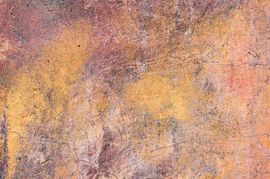 Çatlakları ve çizikleri olan beton bir duvarın dokusu arka plan olarak kullanılabilir.