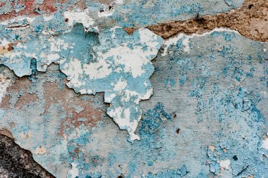 Doku, duvar, beton, arka plan olarak kullanılabilir. Çizik ve çatlaklarla dolu bir duvar parçası.