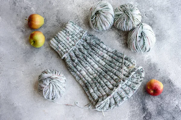 Stricken Mit Speichen Als Beruf Seiner Freizeit Und Als Hobby — Stockfoto