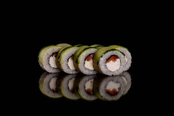 Fresco Delicioso Belo Sushi Rola Fundo Escuro Elementos Cozinha Japonesa — Fotografia de Stock