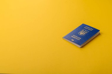 Seyahat, uçma ve iş yapmak için Ukrayna pasaportu. Ukrayna belgesi, sınırı geçmek için kimlik