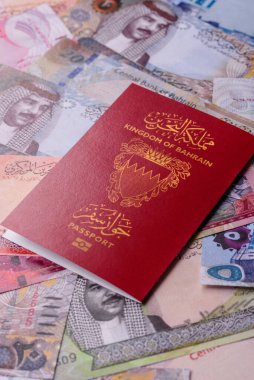 Seyahat etmek, uçmak ve iş yapmak için Bahreyn pasaportu. Bahreyn belgesi, sınırı geçmek için kimlik