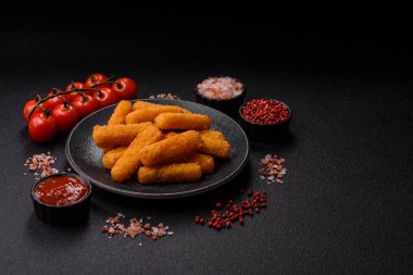 Mozzarella peynirli çubuklar, gevrek besleyici fast food. Tasarımınız için gıda arkaplanı olarak peynir çubukları