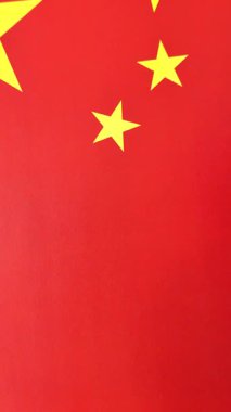 Çin, Çin pasaportu, para ve uçak biletleri. Tasarımınız için arka planda biletleri olan Çin pasaportu