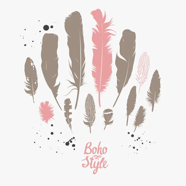 Ensemble vectoriel avec plumes. Design naturel. Le style Boho. Silhouettes simples. — Image vectorielle