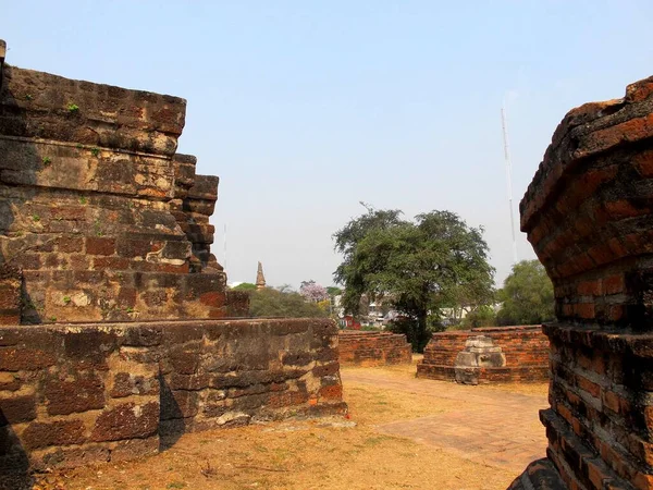 Ayutthaya Tailandia Hogar Muchos Templos Antiguos Destruidos Que Son Sitios — Foto de Stock