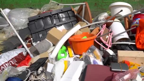 Záběry Spoustou Různých Odpadků — Stock video
