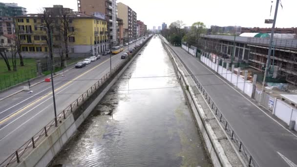 Europa Włochy Mediolan Zamknięte Parki Opuszczone Drogi Nowym Restrykcyjnym Rozporządzeniu — Wideo stockowe