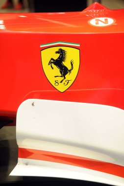 Milan, İtalya 29 Ocak 2019 - Ferrari Mağazası