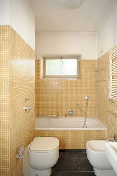 Wnętrza Nowoczesnej Łazienki Prysznicem — Zdjęcie stockowe