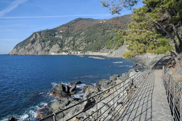 Blick Auf Meer Und Berge Beton Griechenland — Stockfoto