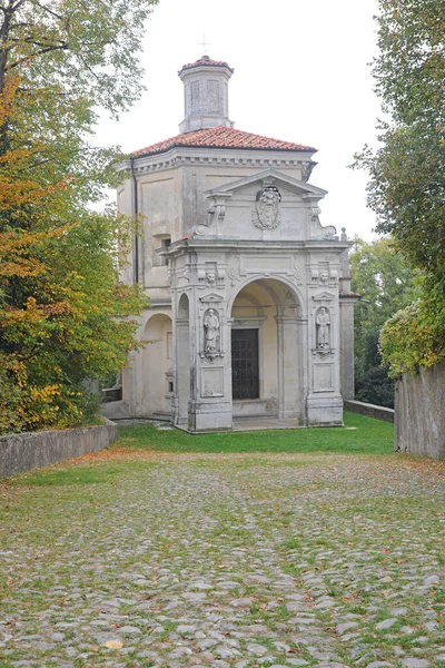 Sacro Monte Sacromonte Varese Miejsce Pielgrzymki Religijnej Przez Kaplice Crucis — Zdjęcie stockowe