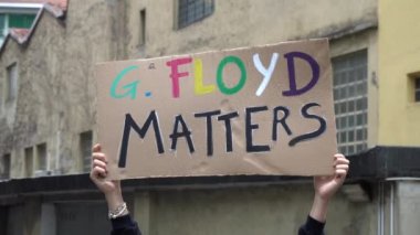 Amerika, ABD, New York - Haziran 2020: George Floyd 'un Amerikan polisi tarafından öldürülmesinin ardından 