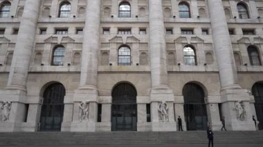 İtalya, Milan 24 Eylül 2019, Piazza Affari, İtalya borsa para değişimi merkezi Euro