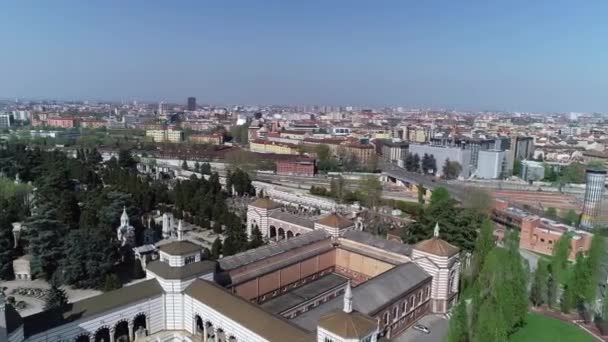 Itália Milão Drone Vista Aérea Cemitério Monumental Vazio Pessoas Durante — Vídeo de Stock