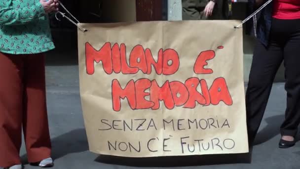 Európa Olaszország Milánó 2020 Április Ellenállás Napja Kovid Coronavirus Karantén — Stock videók