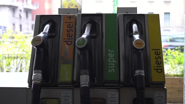 Itália Milão Dezembro 2019 Para Fazer Gasolina Para Carro Eni — Vídeo de Stock