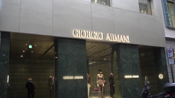Włochy Mediolan Stycznia 2020 Armani Luksusowy Sklep Salon Wystawowy Dzielnicy — Wideo stockowe