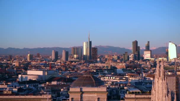 Şehrin Merkezinin Havadan Panoramik Görüntüsü Gökdelenleri Unicredit Kulesi Vittorio Emanuele — Stok video