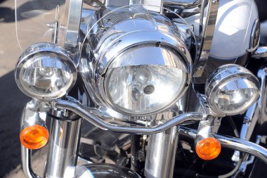 Milan, İtalya 19 Şubat 2019 - Harley Davidson Motor Şirketi, logo ve imza - lüks Amerikan motosikleti 