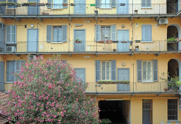 Vue Sur Façade Bâtiment Dans Ville Barcelone — Photo