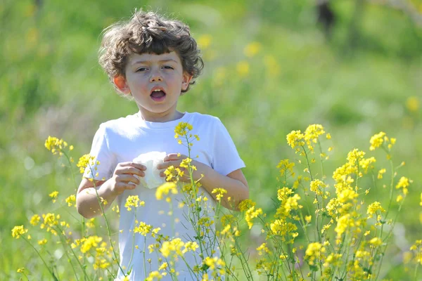 Little European Caucasian Children Has Allergies Flower Pollen Boy Has — Stock Photo, Image