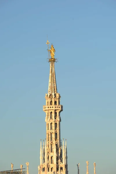 Milánó Olaszország 2019 Október Madonnina Város Szimbóluma Duomo Tetején — Stock Fotó