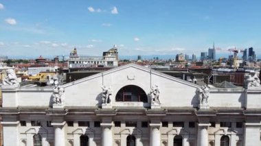 İtalya, Milan 24 Eylül 2019, Piazza Affari, İtalyan borsasının merkezi.