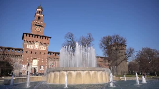 Italy Milan February 2020 Вид Замок Сфорца Castello Sforzesco Фонтан — стокове відео