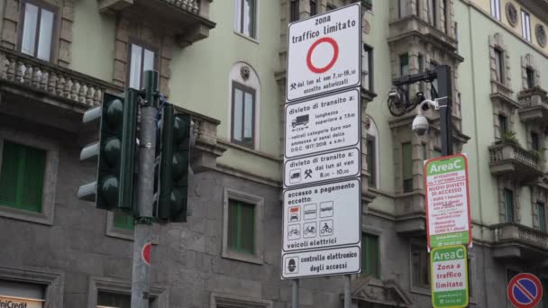 Italien Milano December 2019 Område Begränsat Trafikområde Stopp För Diesel — Stockvideo