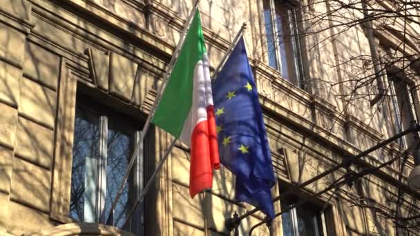Banderas Italia Europa Soplando Viento — Vídeo de stock