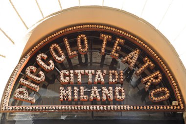 Milan, İtalya - 12 Ekim 2018 - Milano 'nun Piccolo Teatro' su, şehir merkezinde küçük bir tiyatro, Paolo Grassi