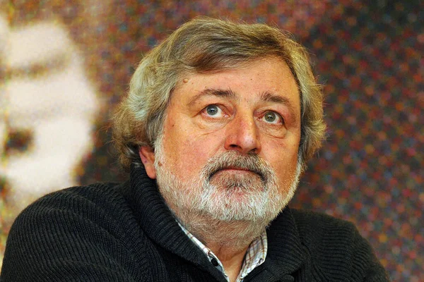 İtalya - Milan 18 Ocak 2018 - Francesco Guccini İtalyan şarkıcı