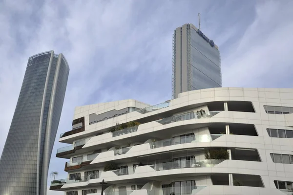 Italië Milaan December 2017 Stadsleven Complex Nieuwe Commerciële Residentiële Wijk — Stockfoto