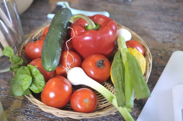 Fresh Tomatoes Basil Wooden Table — Stock Photo, Image