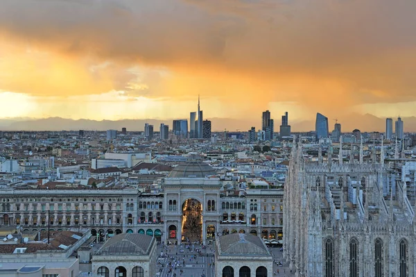 Italie Milan Novembre 2017 Cathédrale Dôme Galerie Vittorio Emanuele Horizon — Photo