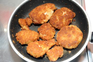 Tabakta kızarmış et