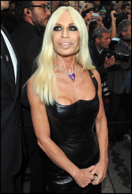 Mayıs - 2016 Donatella Versace ve Lady Gaga Milano 'da