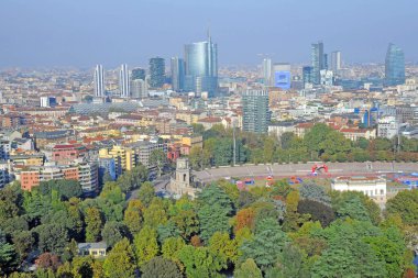 Milan, İtalya - 04 Ekim 2018: Milano şehir merkezi, seyahat kavramı