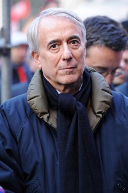 Milano - Piazza Duomo 'da Comizio del PD Giuliano Pisapia
