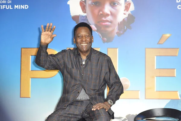İtalya, Milan - Mayıs 2016: Pele - Edson Arantes do Nascimento