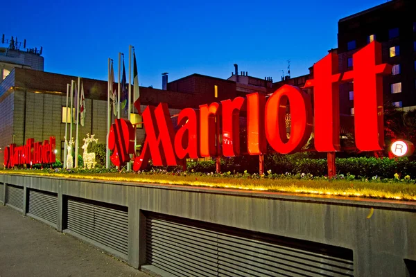 Milan Italie Novembre 2018 Logo Marriott Hotel Célèbre Dans Monde — Photo